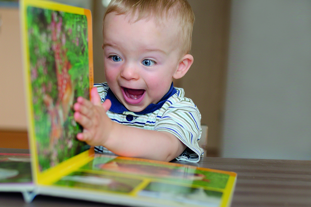 Children rely on adults to introduce new books and share them